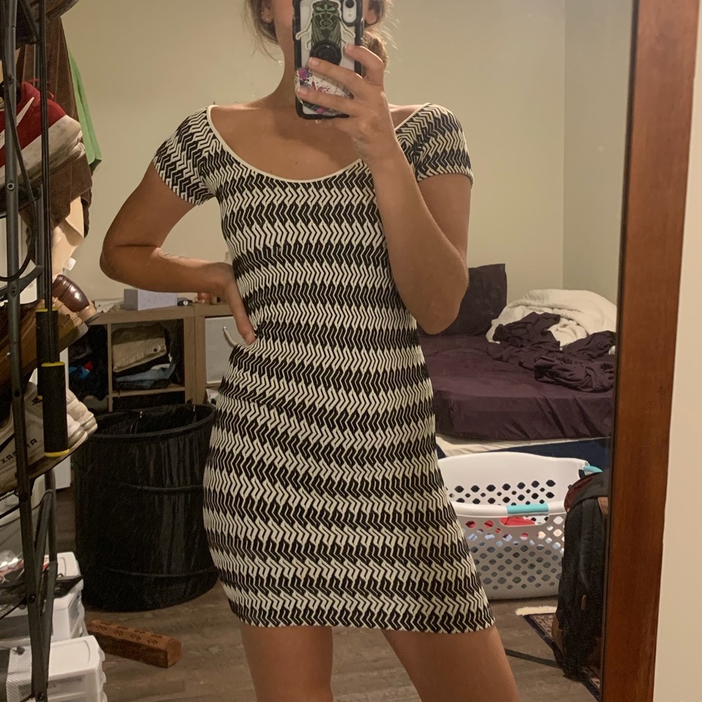Bebe dress